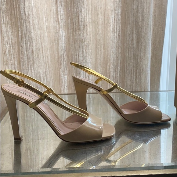 MiuMiu Nude Slingback Heels. Size 38 - Picture 7 of 8